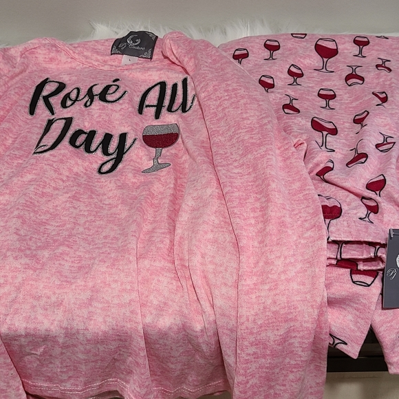 🍷🍷NEW🍷🍷ADORABLE!! ROSE' ALL DAY 2PC Pajama Set - Picture 5 of 16